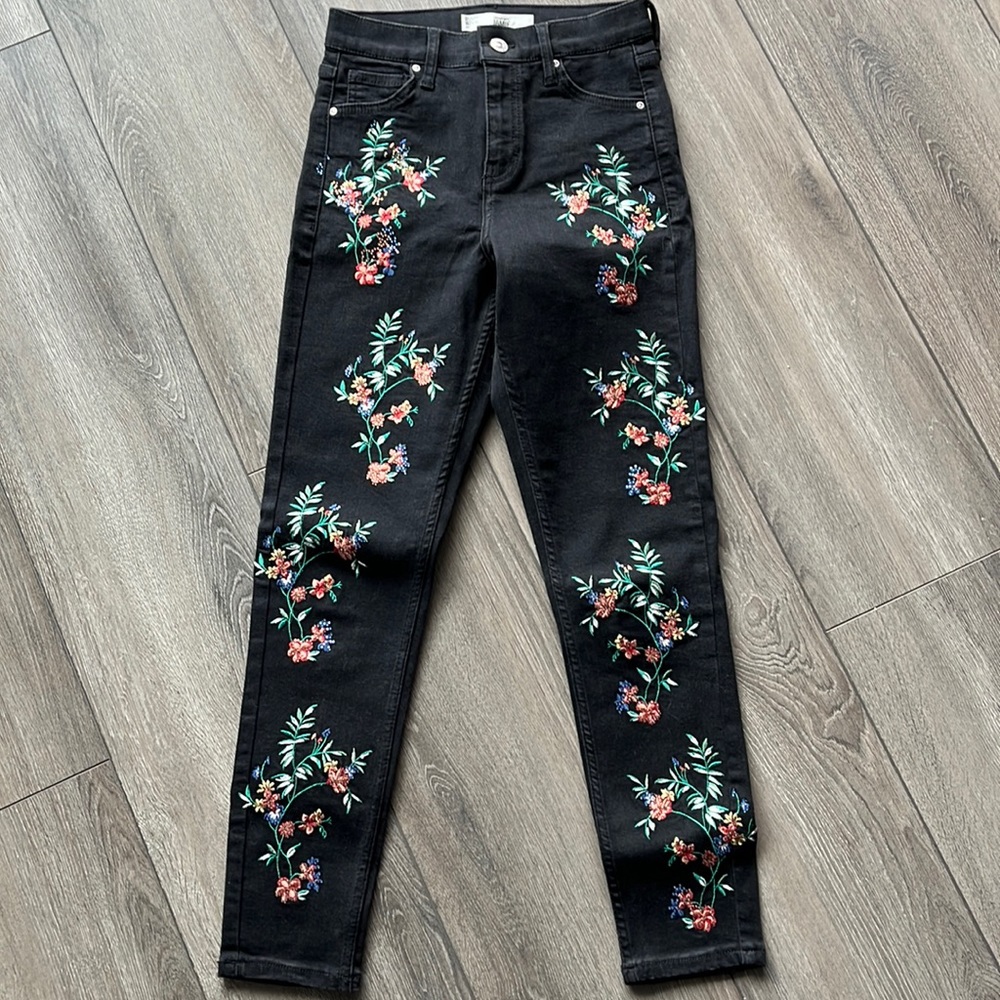 TOPSHOP | Jamie Moto Jeans with Rhinestones and Embroidery